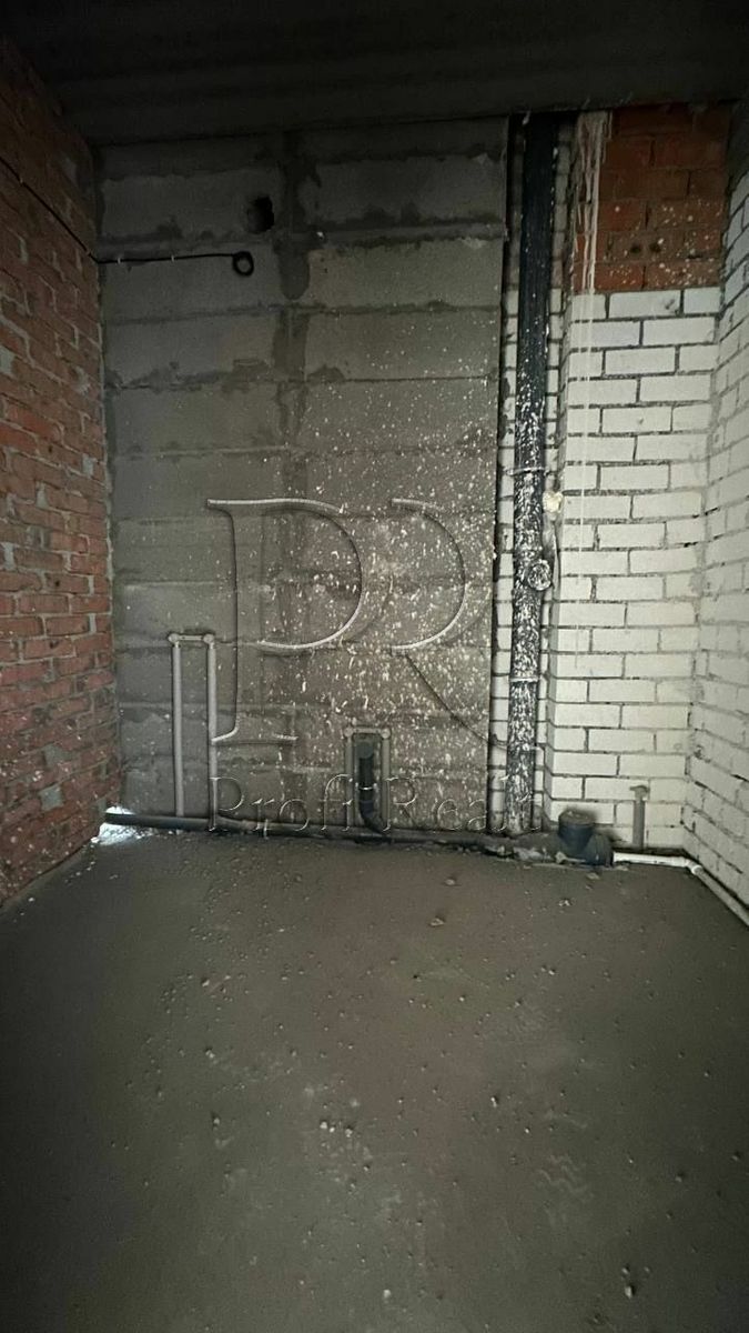 1837250189195416