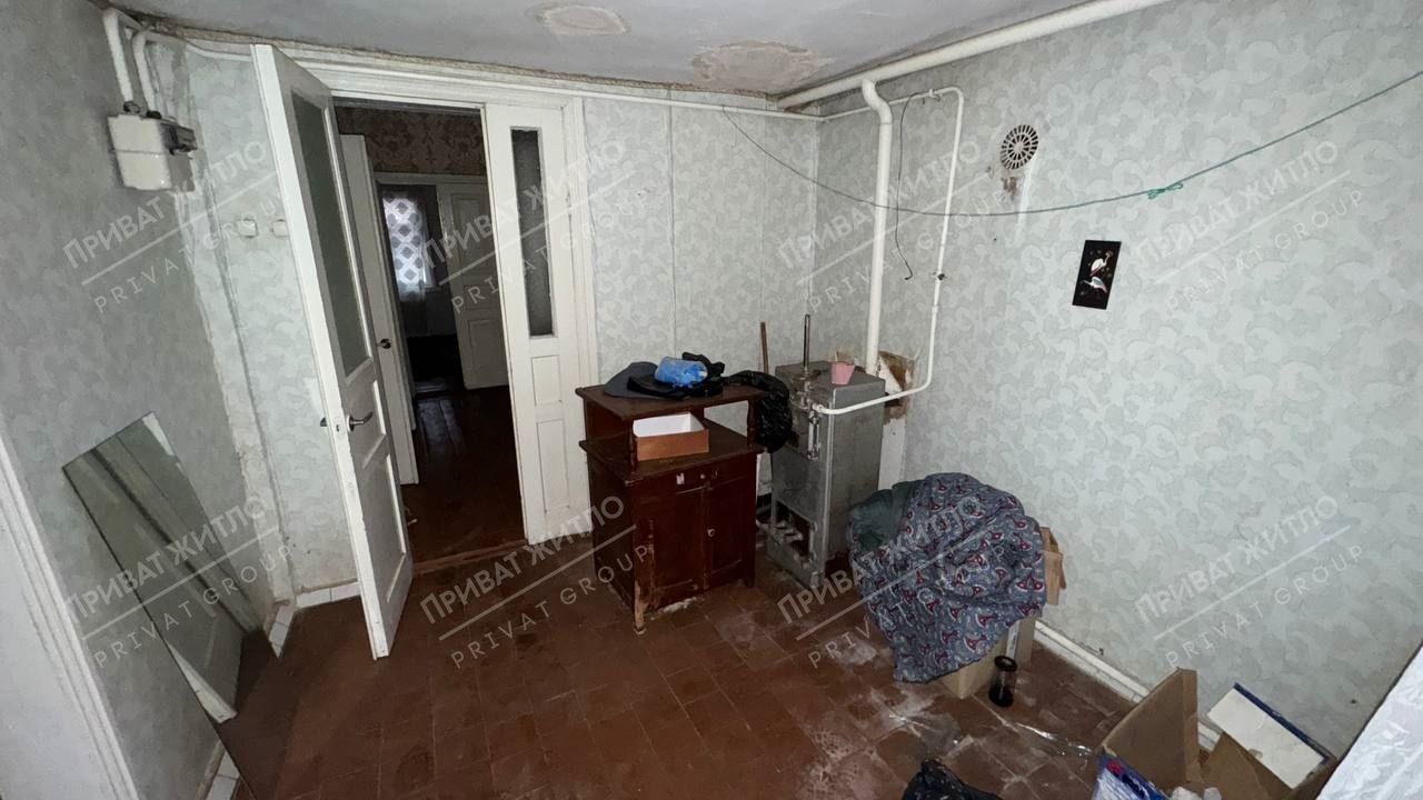 1835728529865417