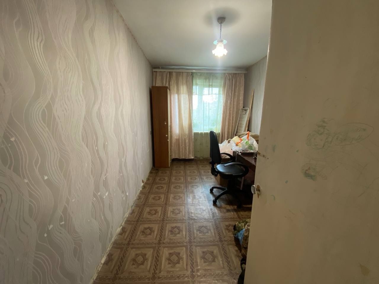 1838310435446417