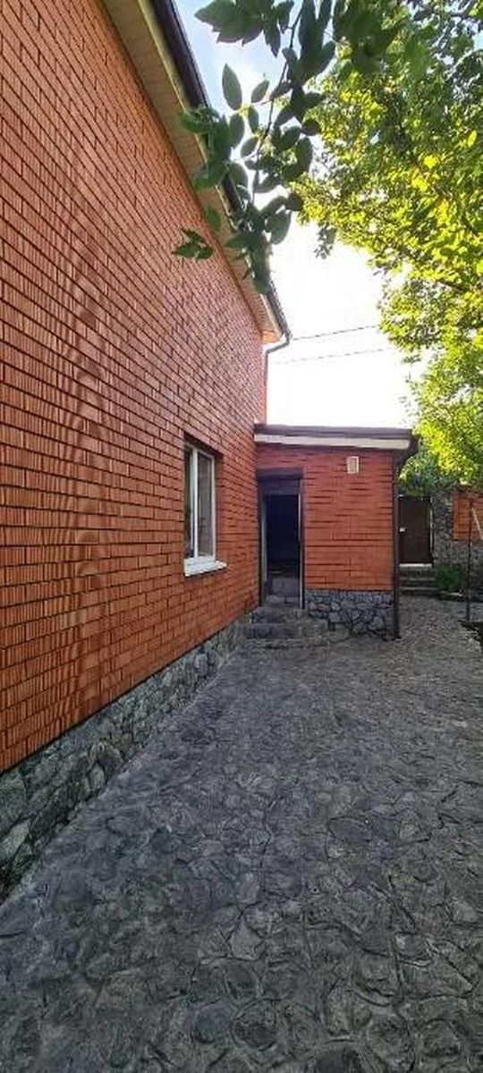 1835361793003418