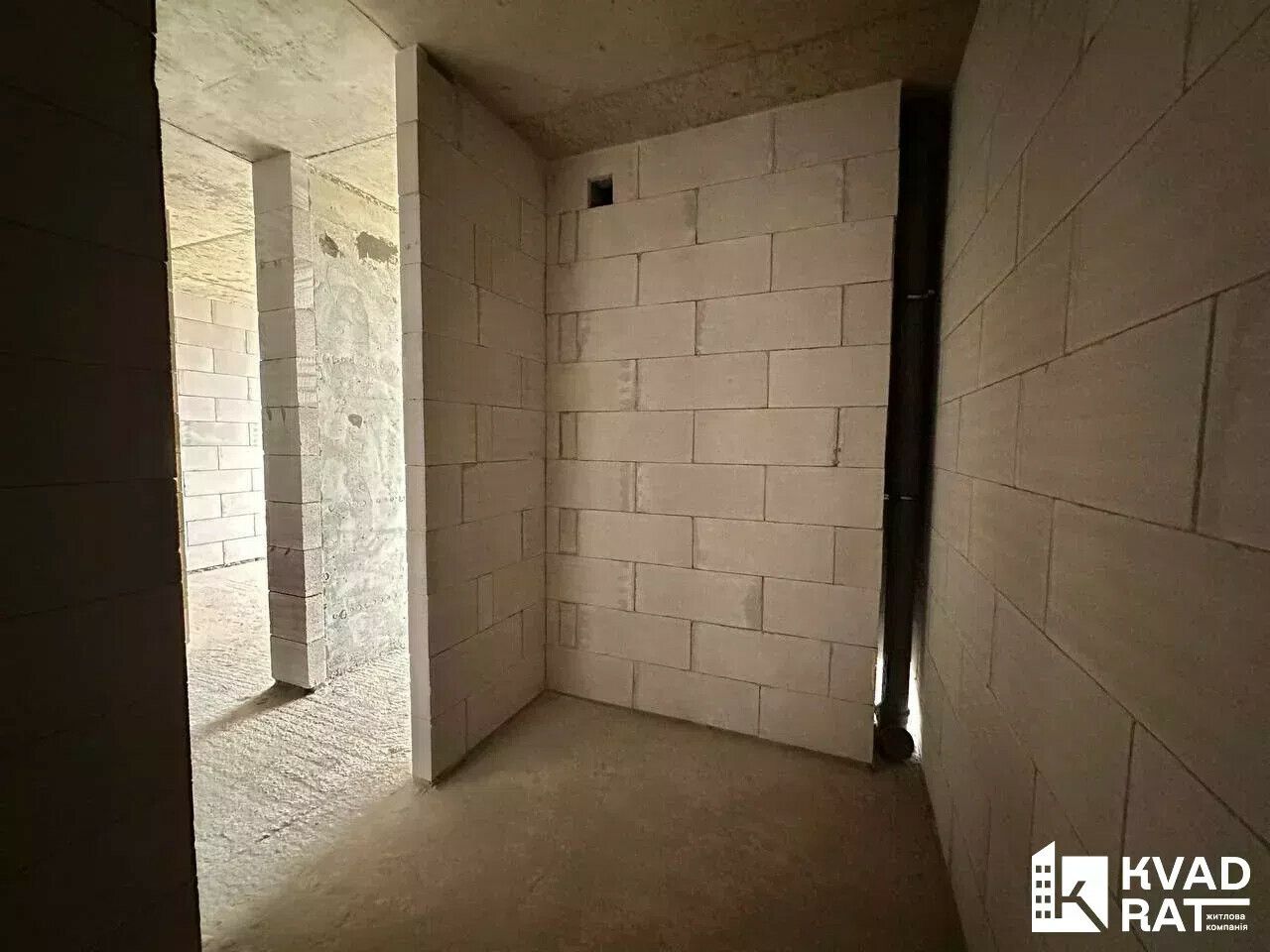1836700657799419
