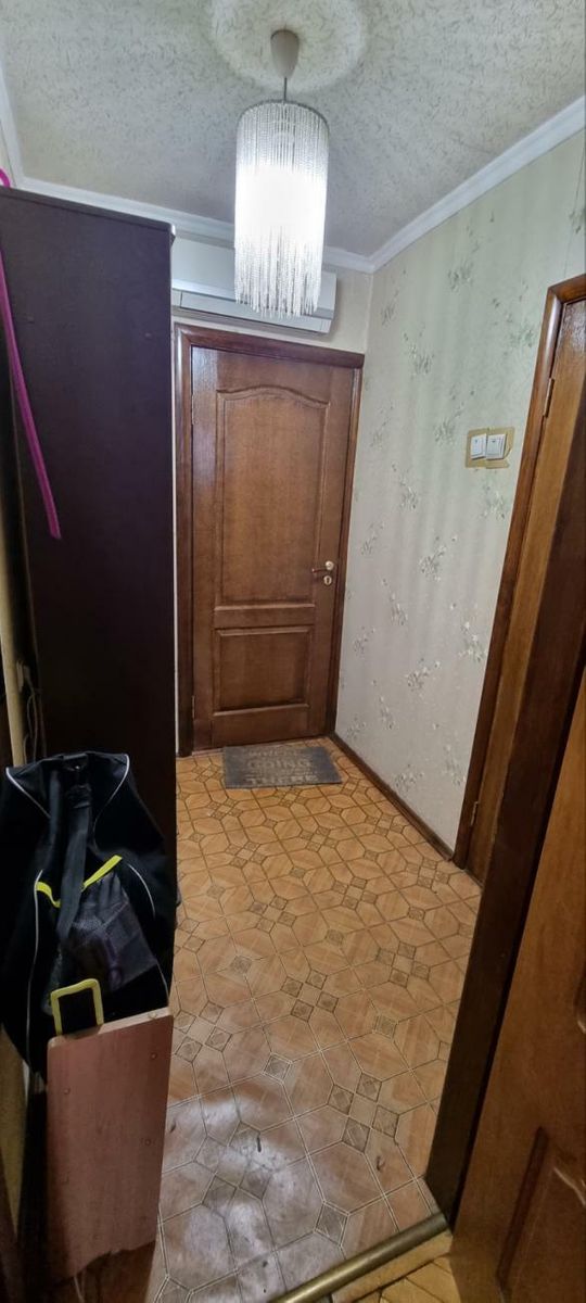 1837644318625419