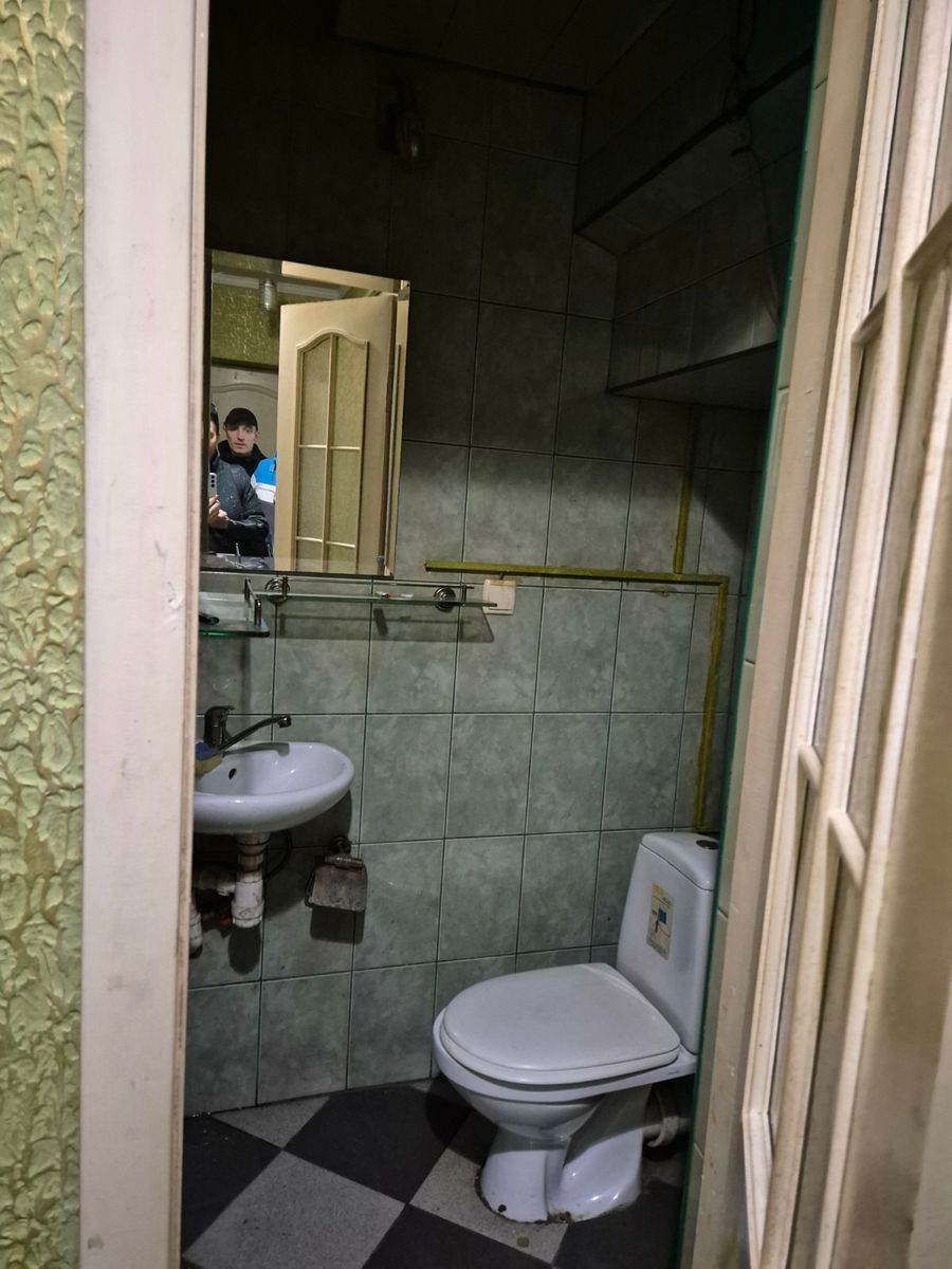 1816042018653042