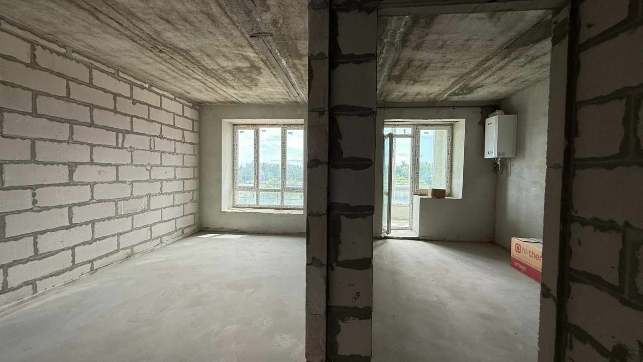 1837163670833042