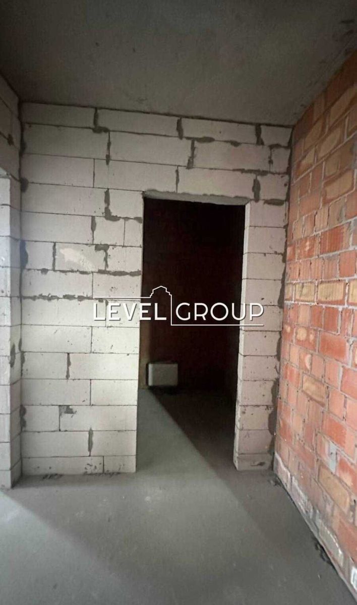1832567287740420