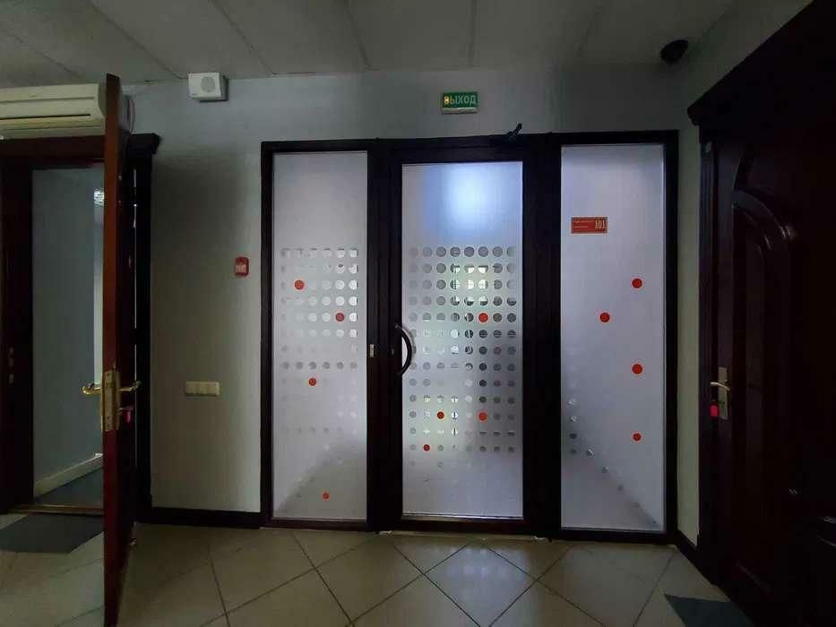 1835802578646421
