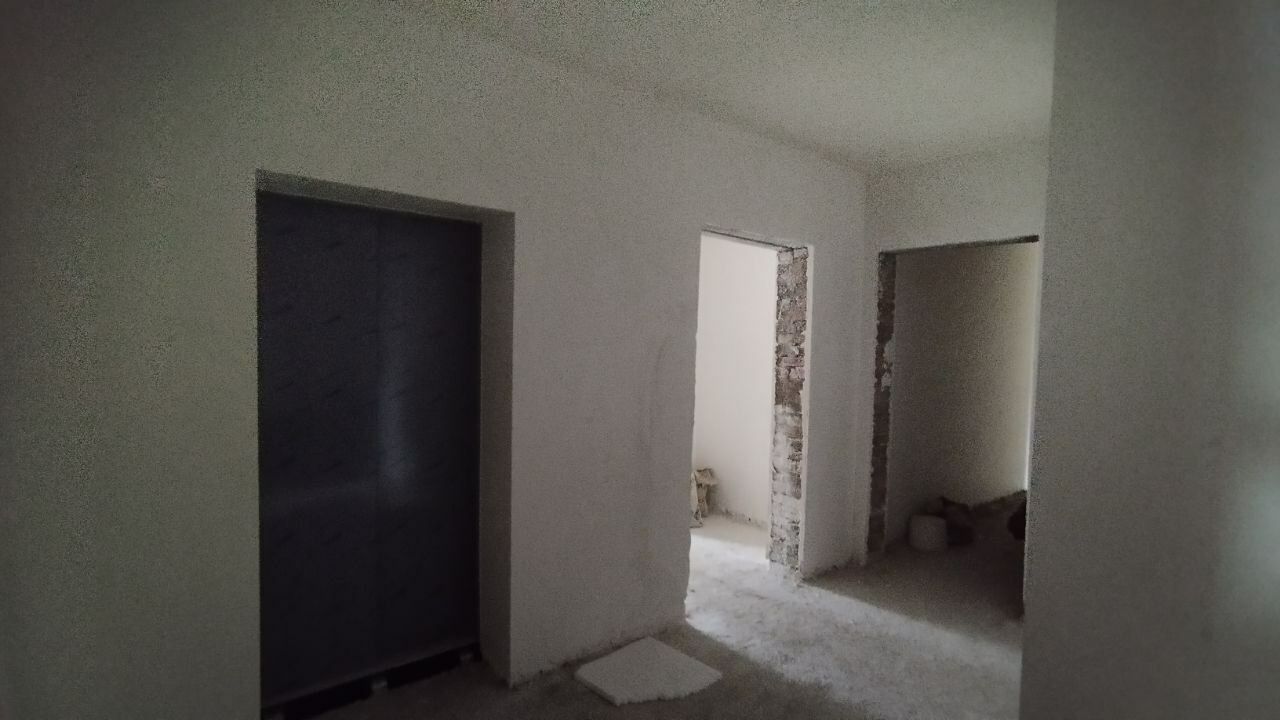 1837248679156421