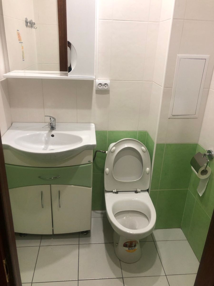 1839077873348421