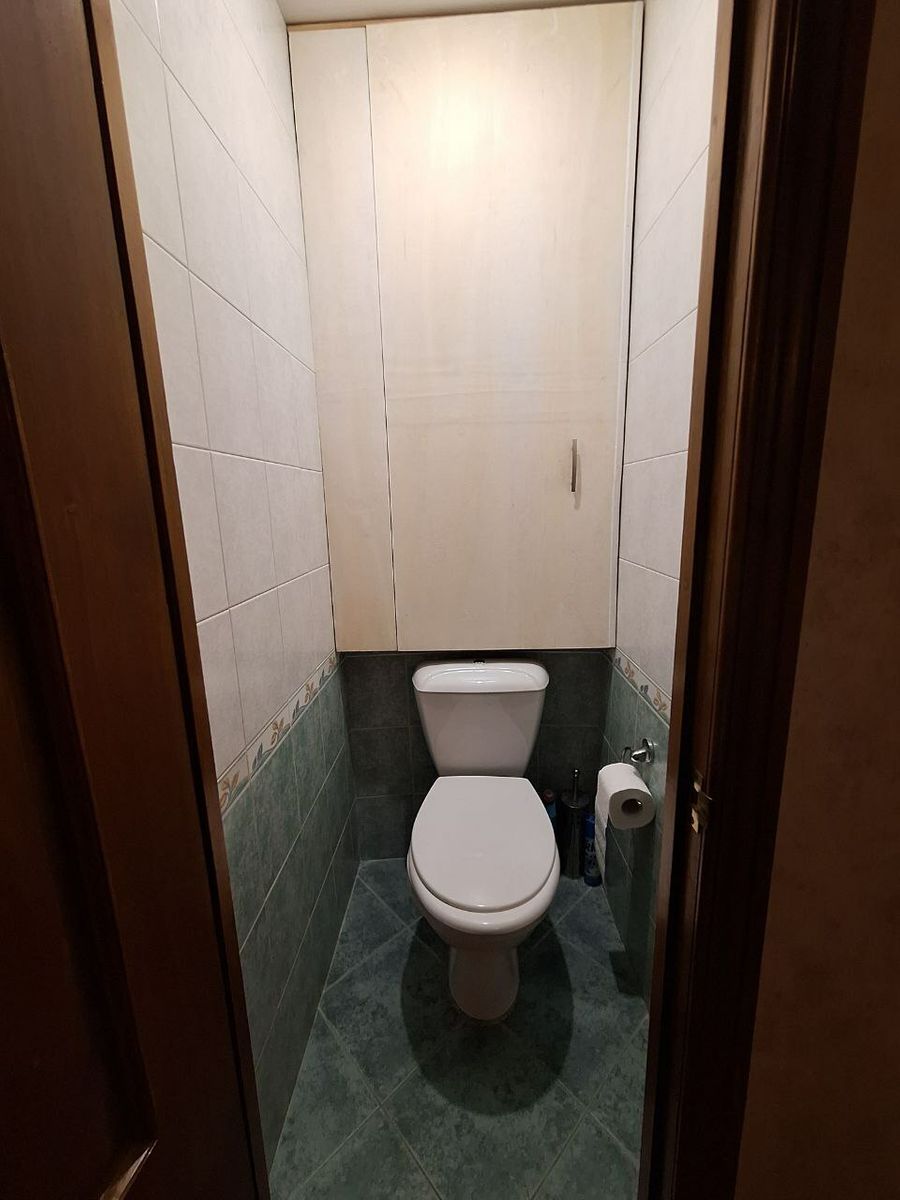 1833575535722422