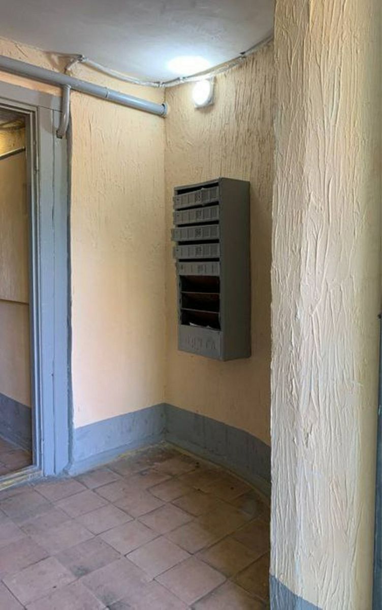 1835999082049422