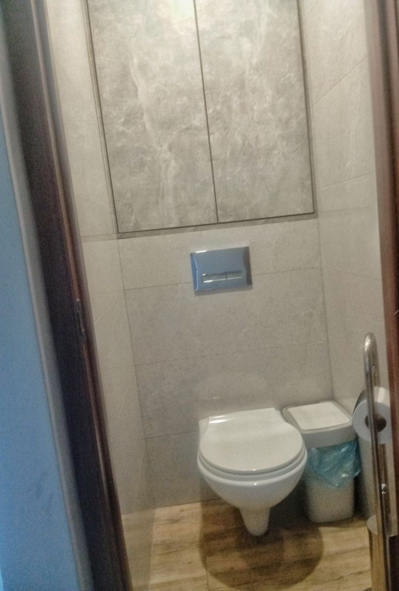 1837657905494422