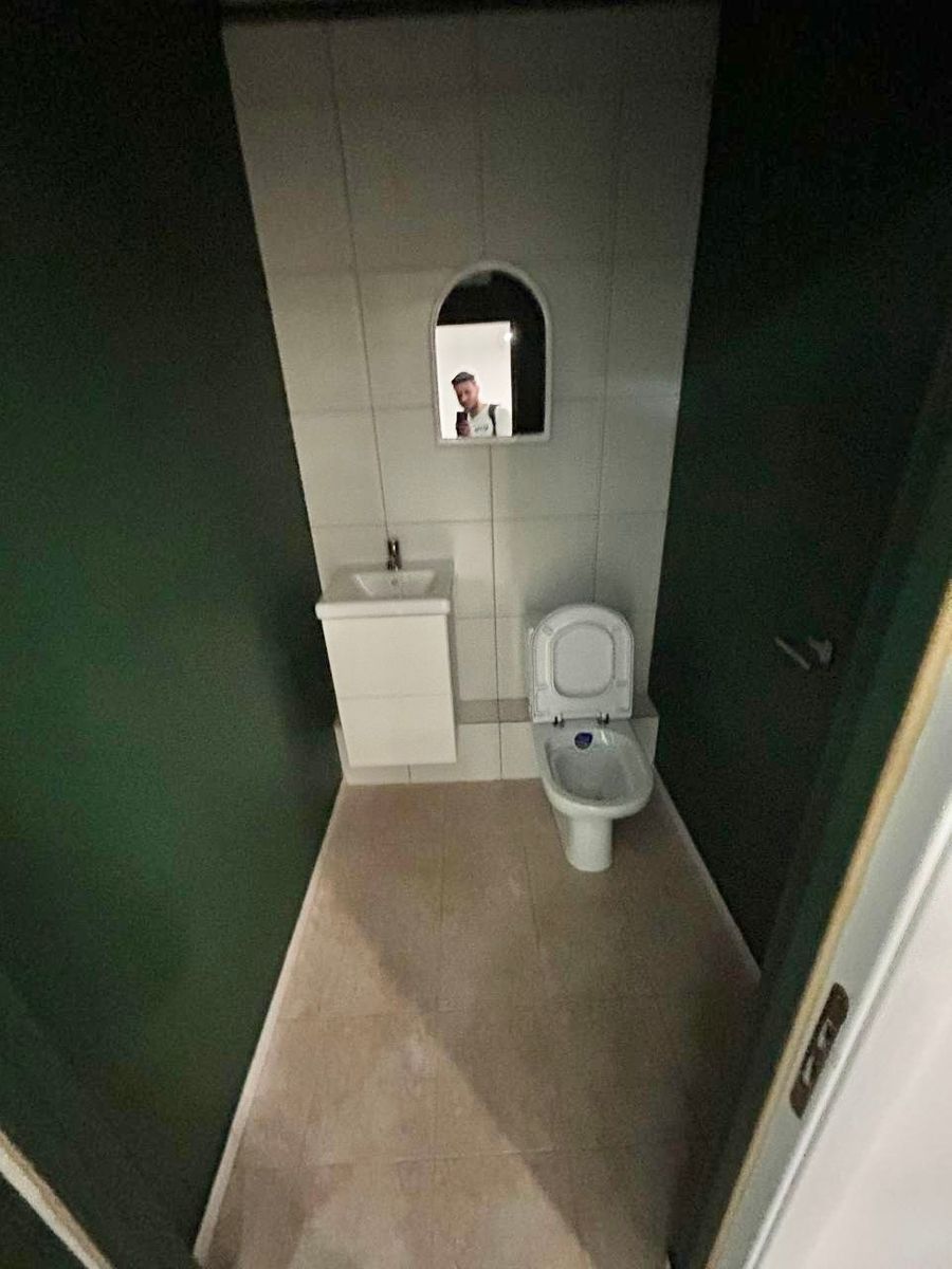 1840087560915422