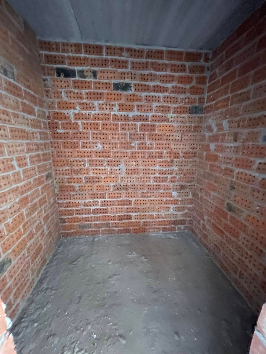 1840789508375422