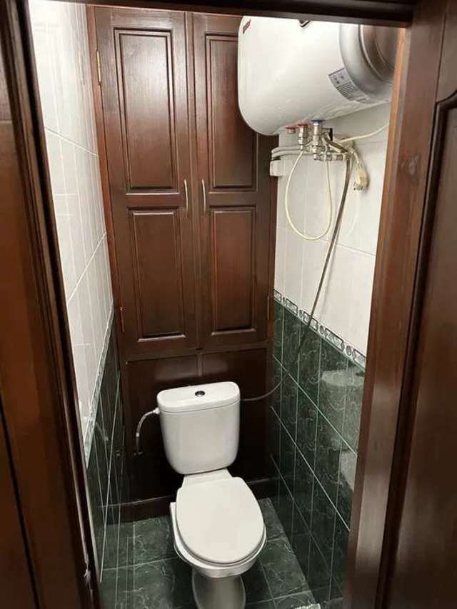 1834621663635423
