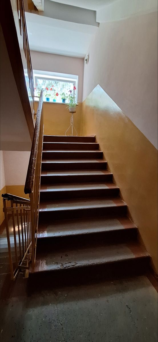 1835910321301424