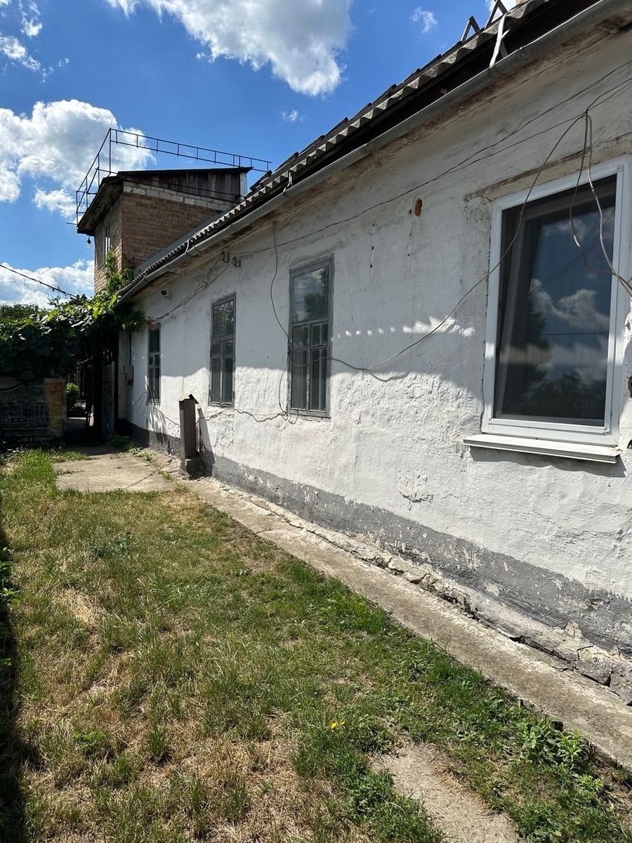 1840798041208424