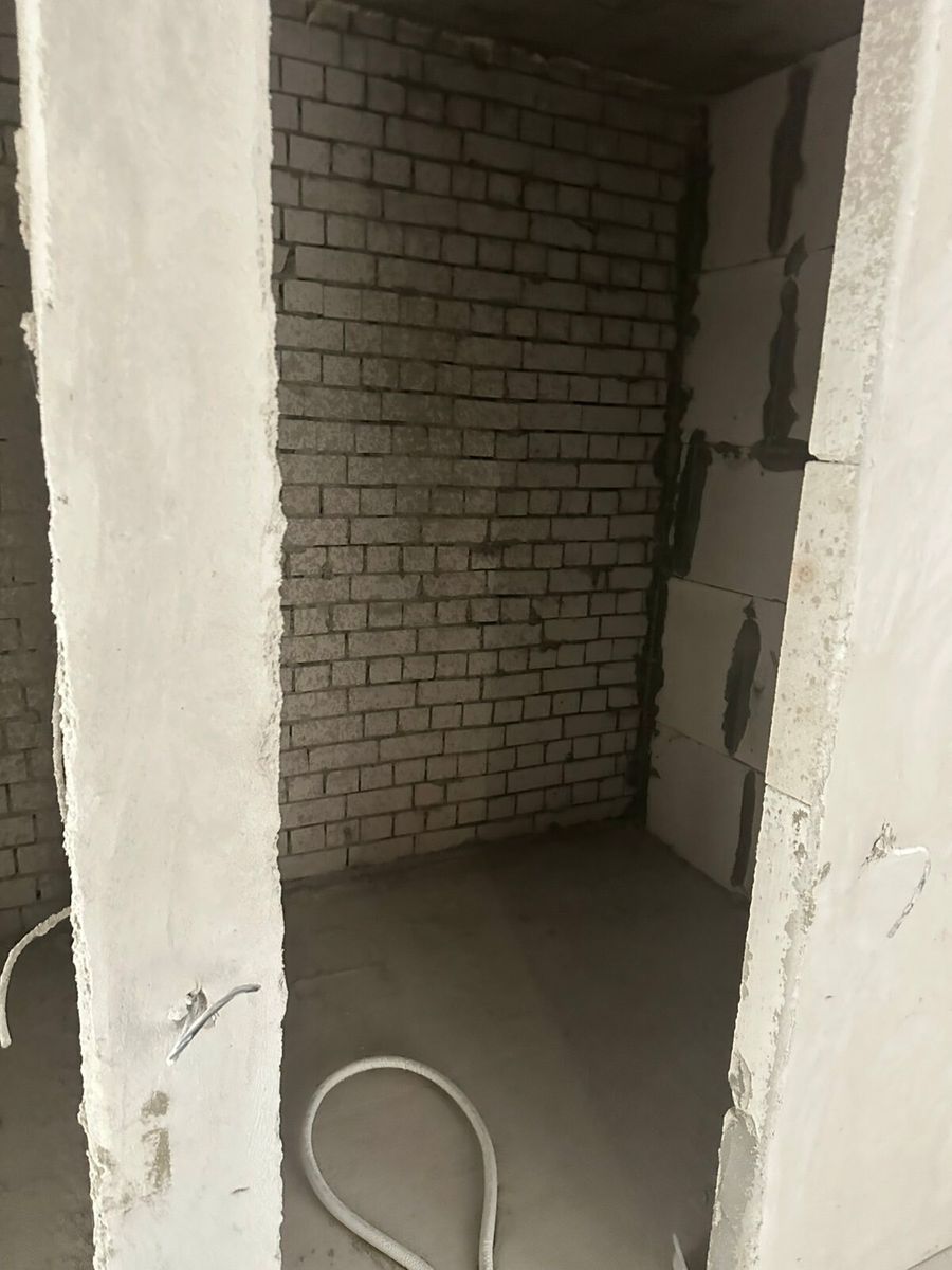 1837275830366426