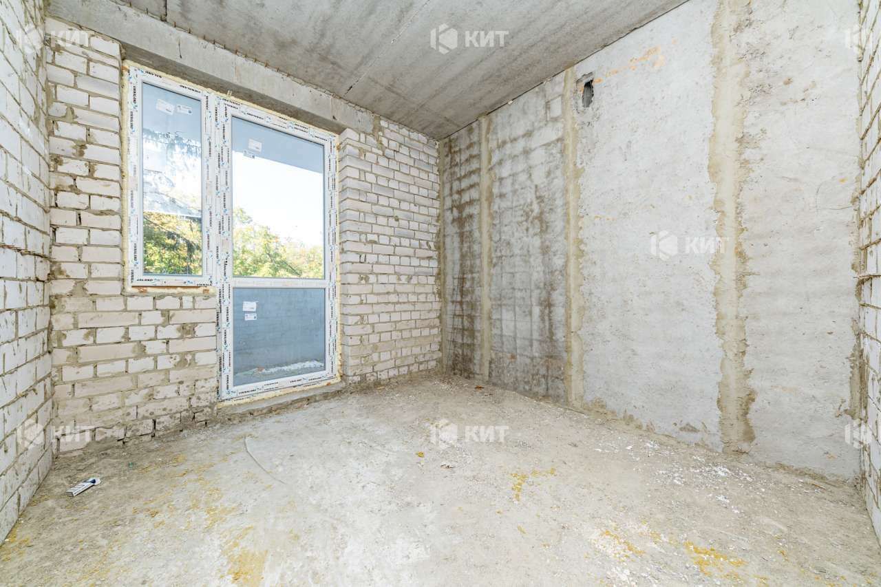 1835160168897427