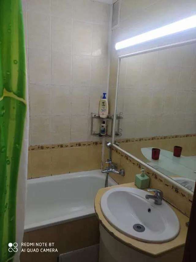 1832188348794428