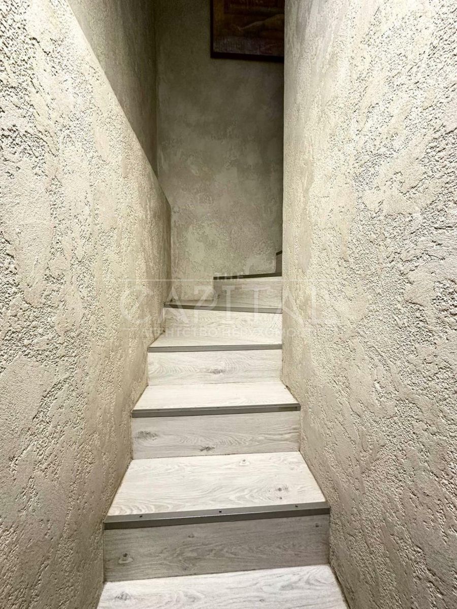 1834728512684428