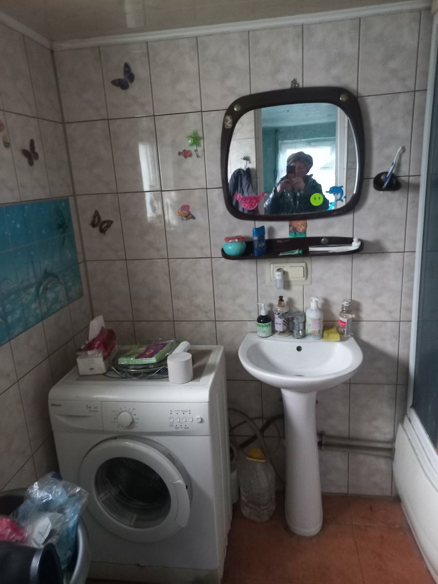 1835441105147428