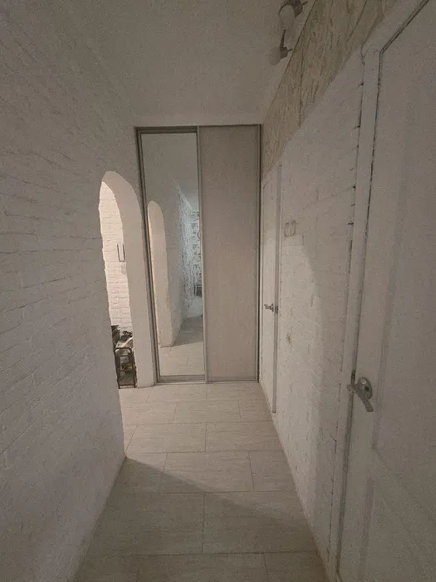 1837696282054428