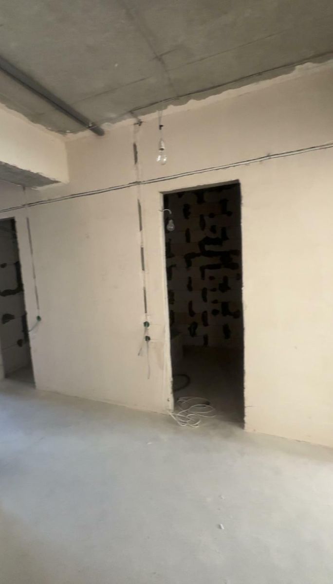 1835259721011429