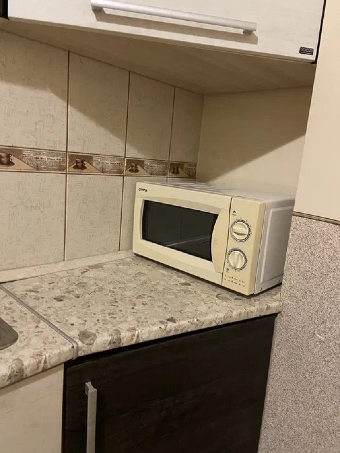 1842418641174429