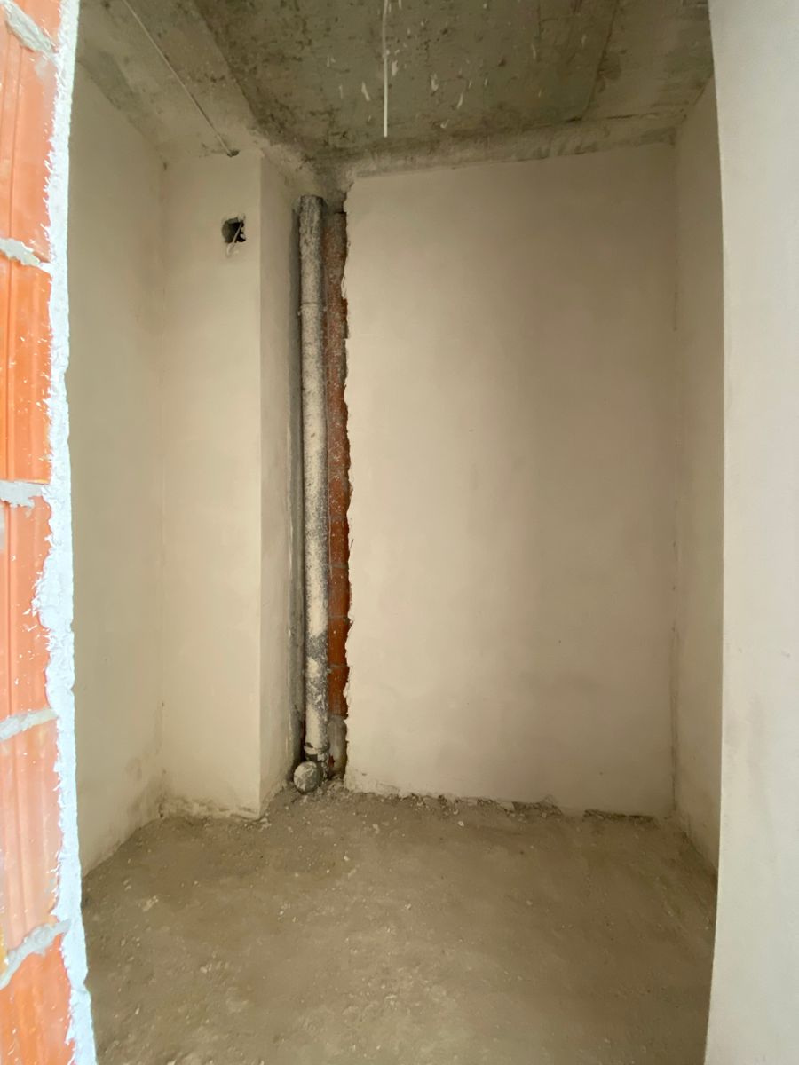 1822616042225043