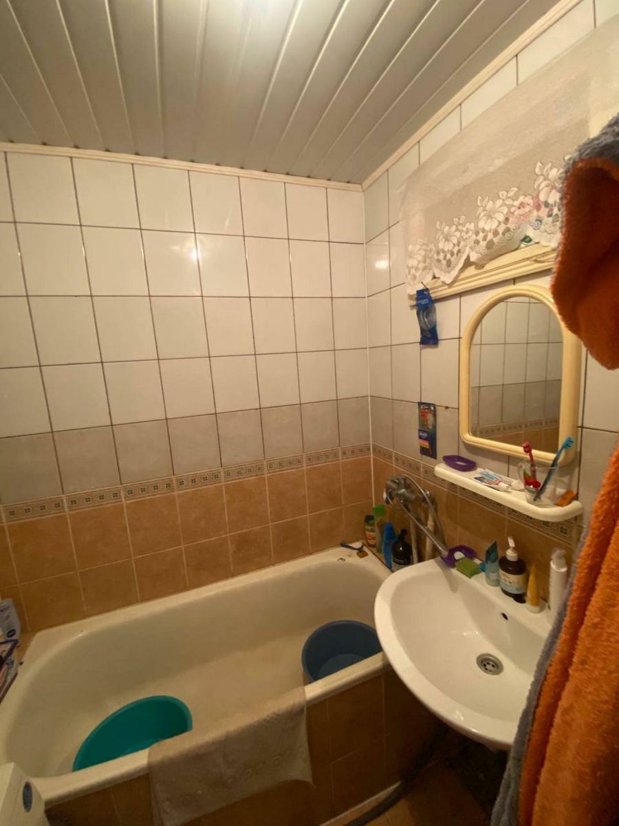 1798416246756430