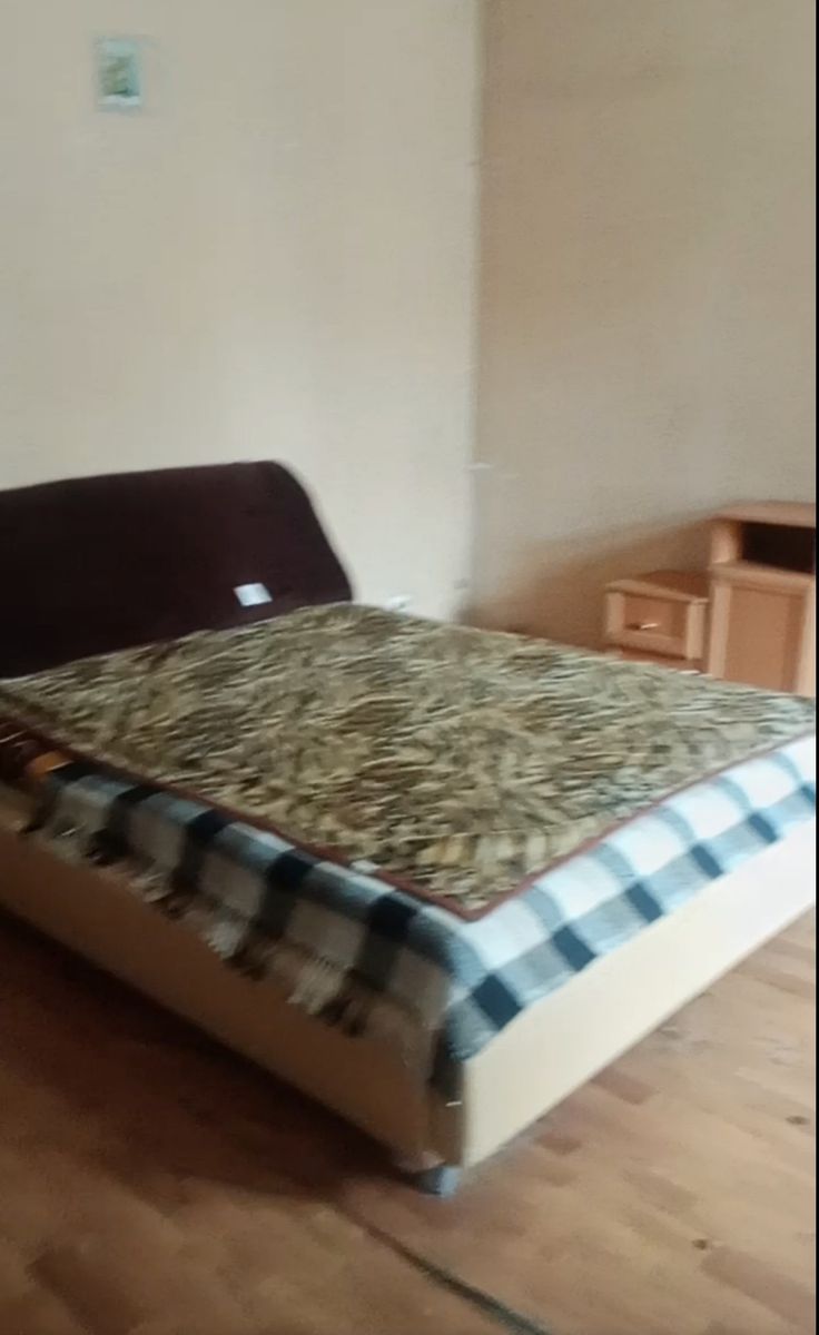 1835096268093430