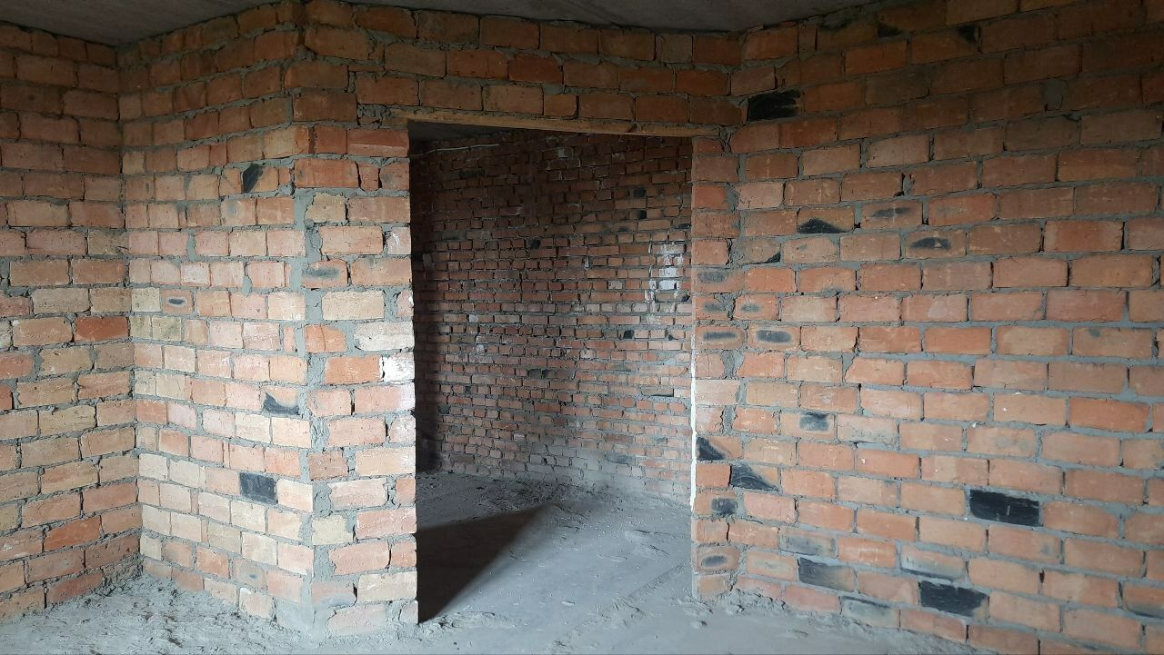 1837347818438431