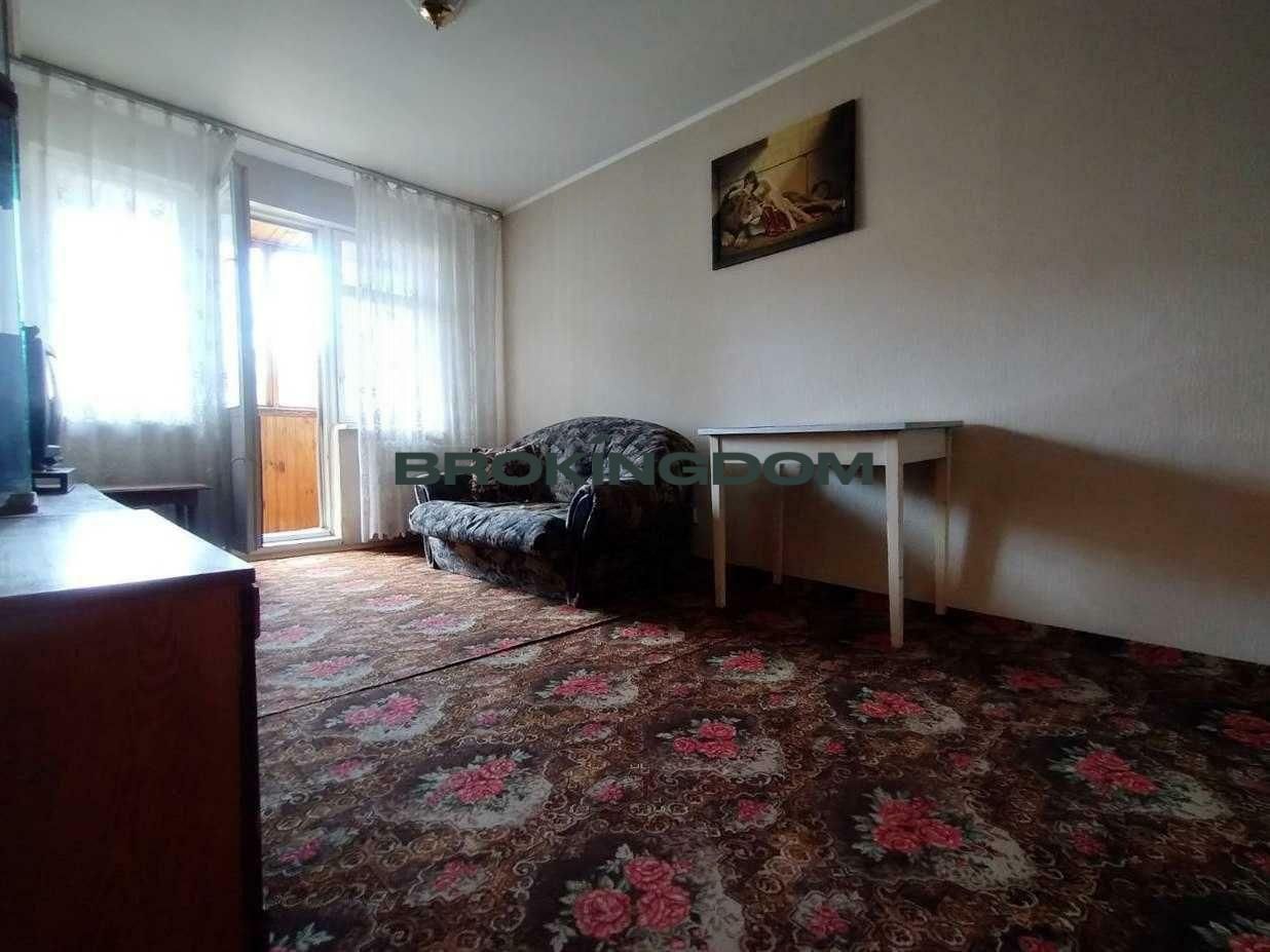 1836445136710432