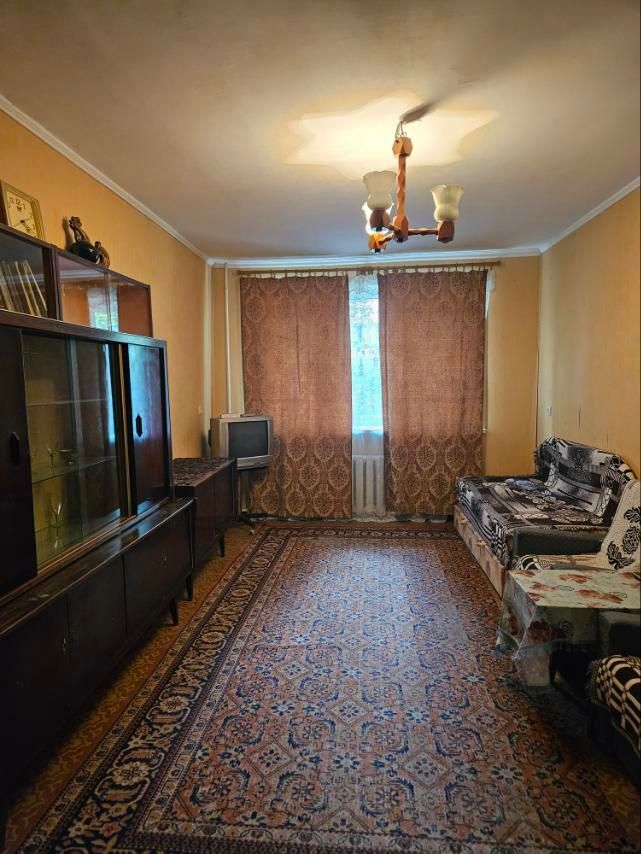 1838371590081432