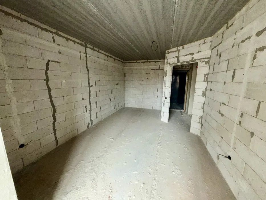 1833816968127434