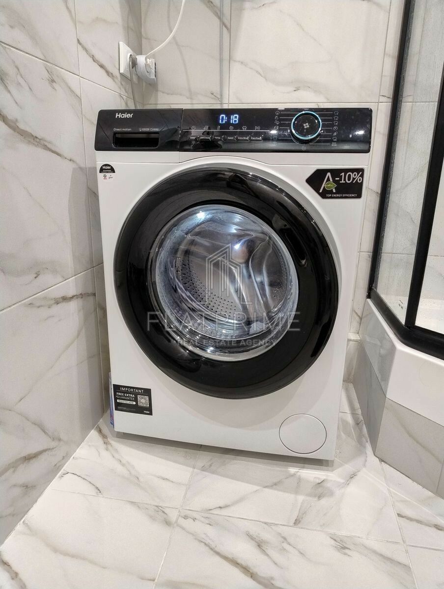1835051323694435