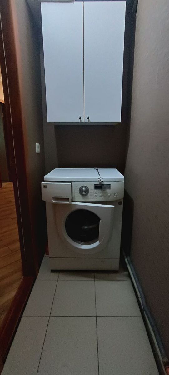1840550328838435
