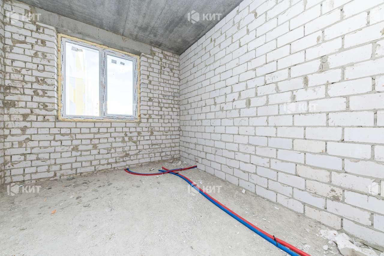 1835159914688436