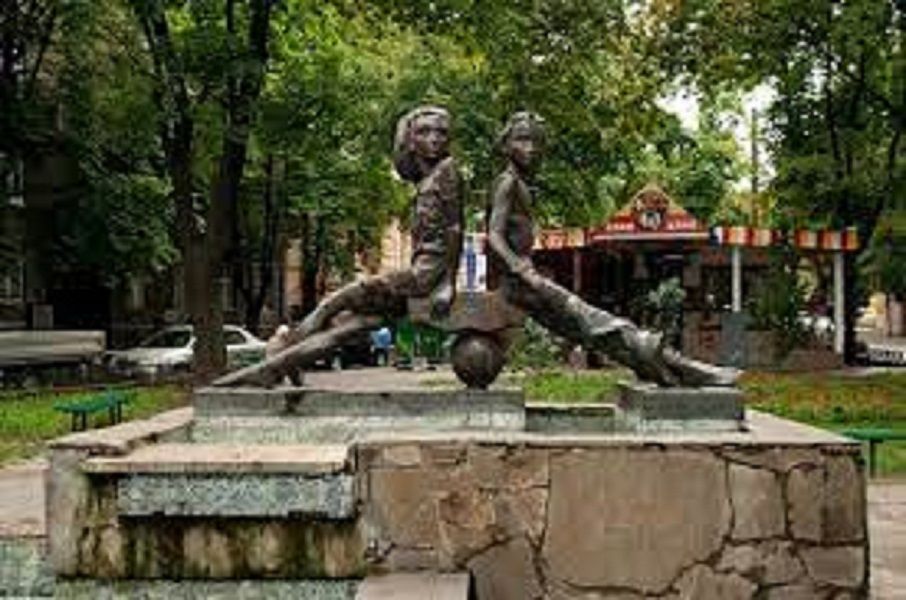 1804468778760437