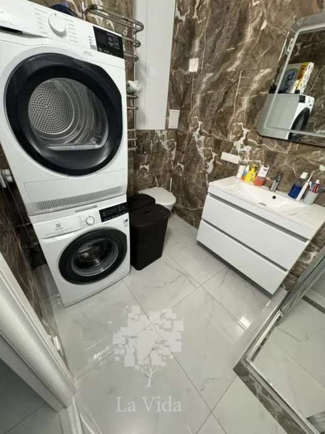 1832811813444437