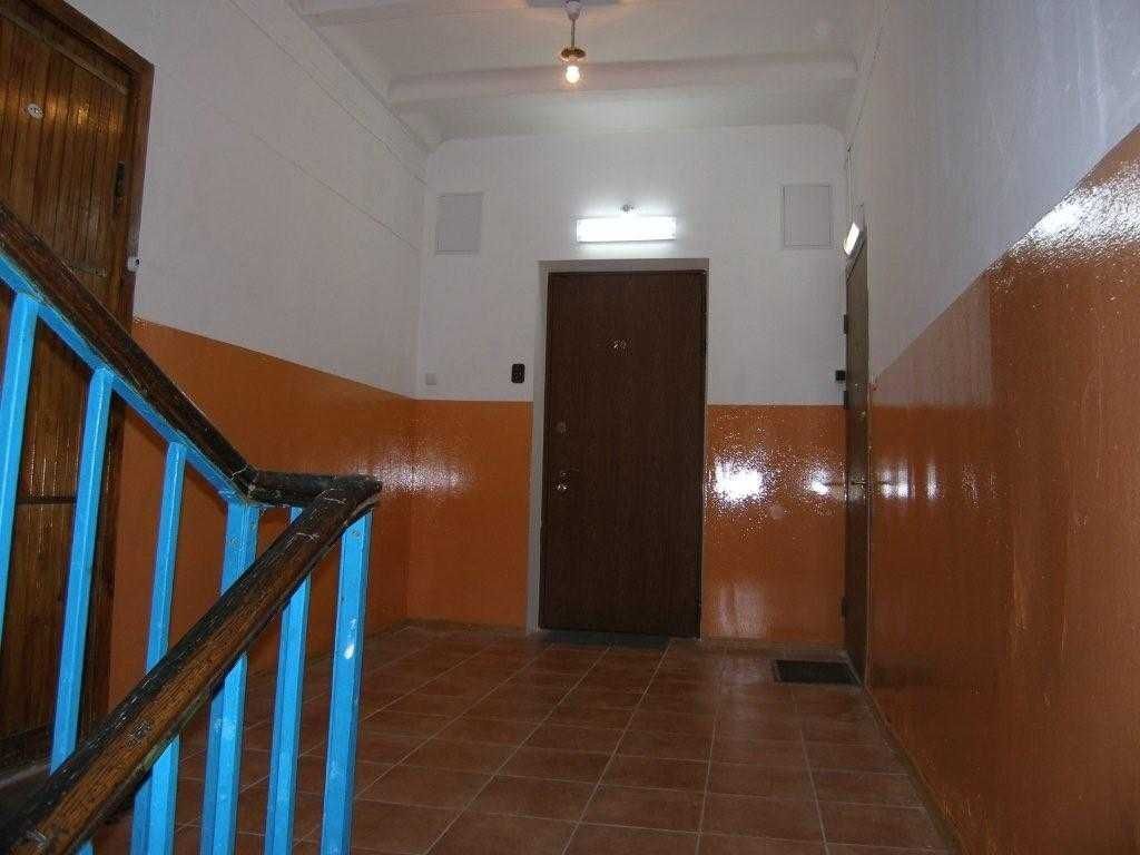 1839811035701437