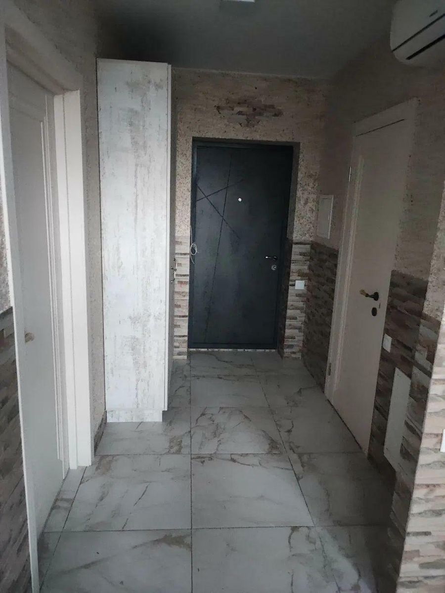 1835707783200438