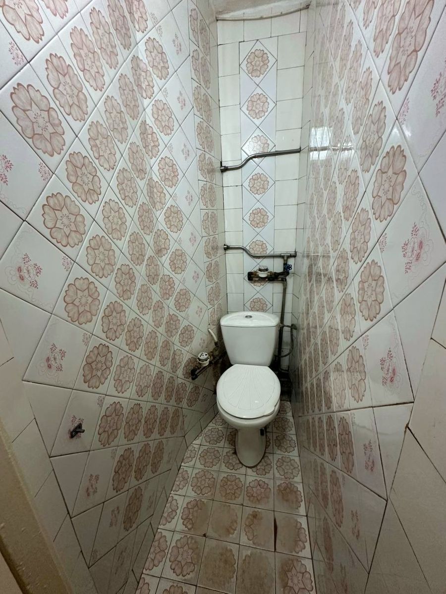 1838461211802438