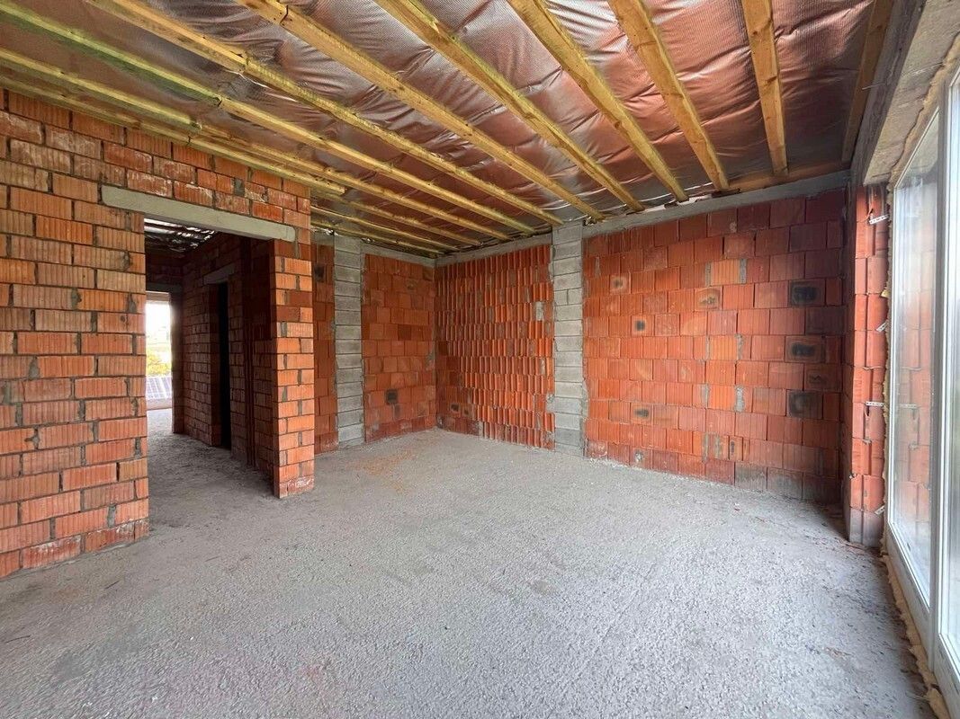 1839969130387439