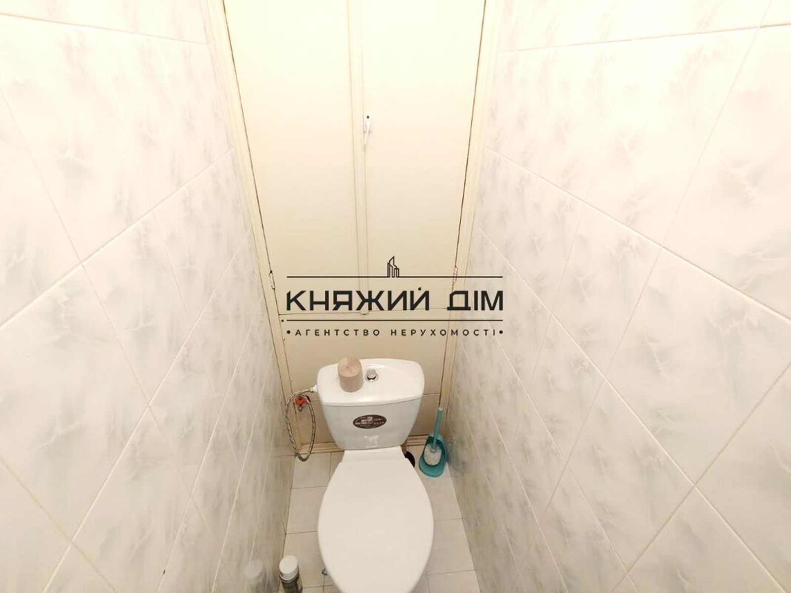 1832813545398044