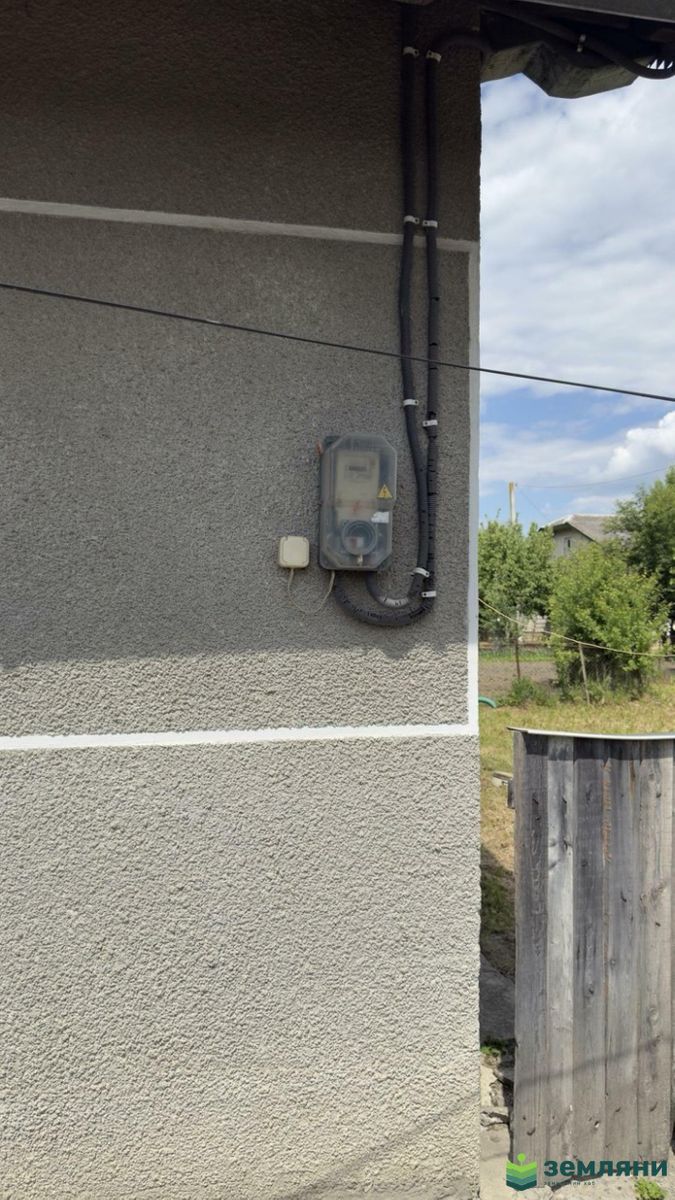 1832813934740044