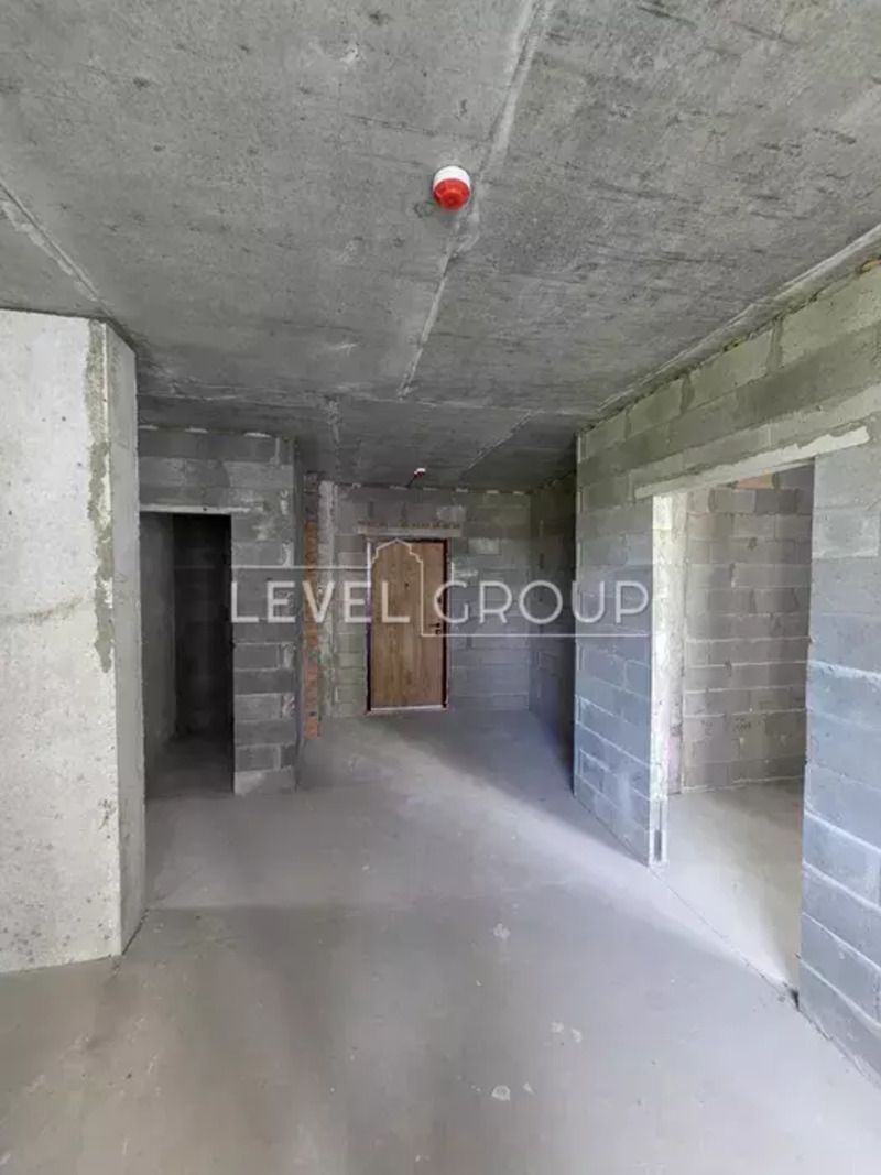 1835267961278440
