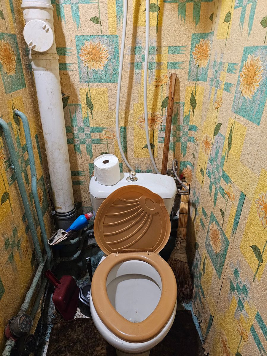 1837379150327440