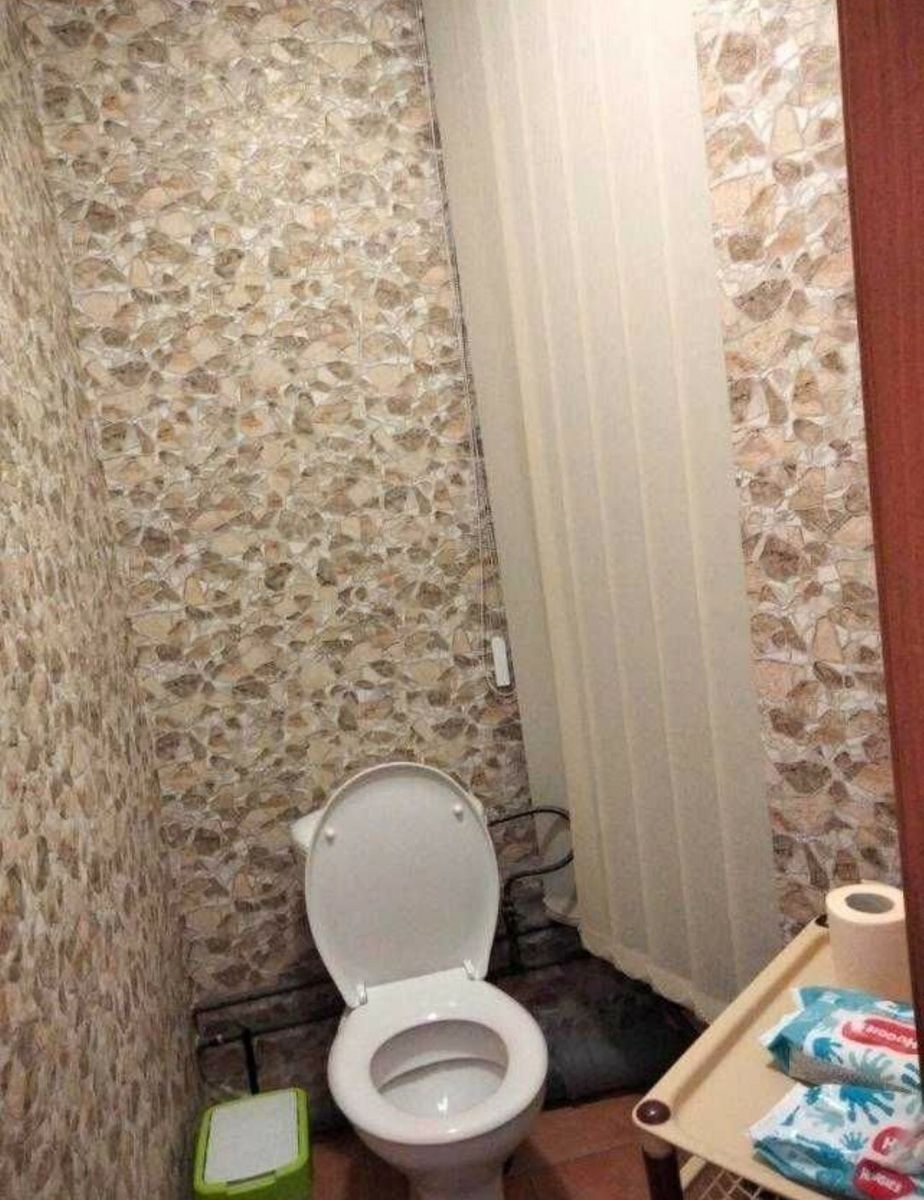 1831940717697441