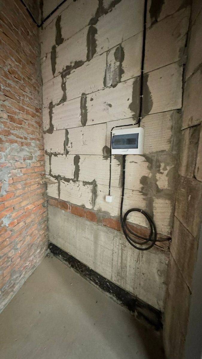 1834728956629441